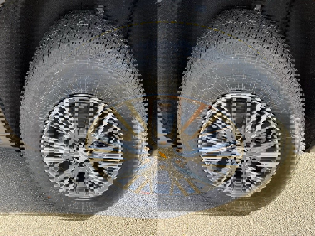 New 2026 Chevrolet Traverse LT image 29