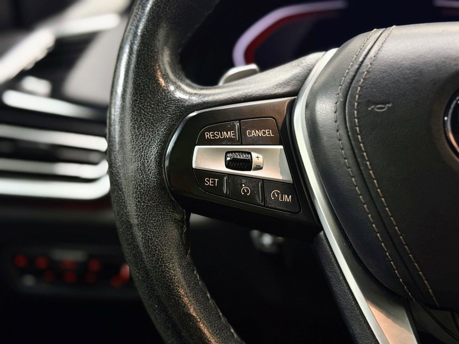 Used 2021 BMW X5 xDrive40i w/ Premium Package image 19