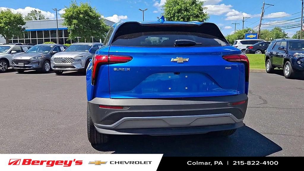New 2025 Chevrolet Blazer EV LT image 8