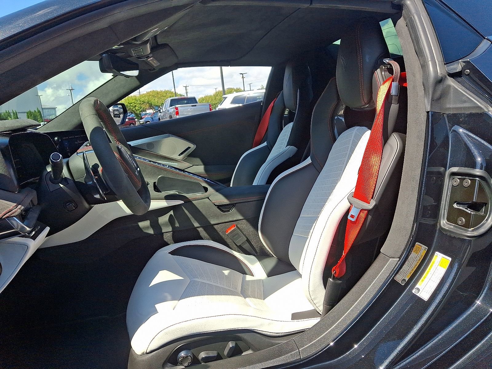 Used 2023 Chevrolet Corvette Stingray Premium Conv w/ Z51 Performance Package image 14