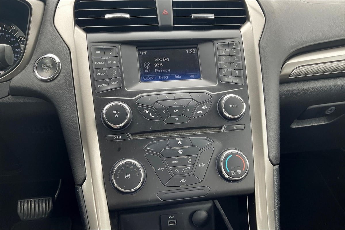 Used 2017 Ford Fusion S FWD image 6