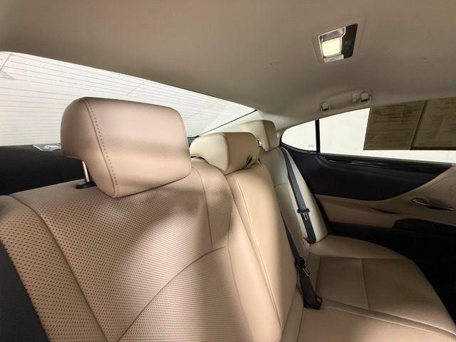 Used 2021 Lexus ES 350 w/ Premium Package FWD image 34