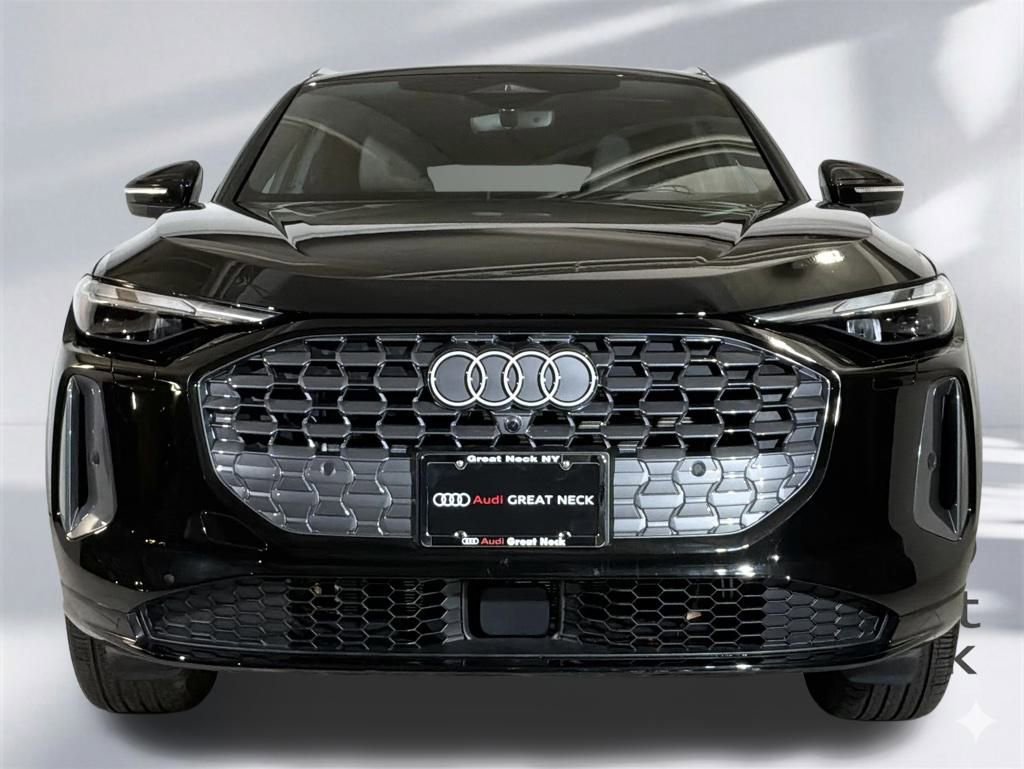 Certified 2025 Audi Q5 Premium w/ Convenience Package image 26