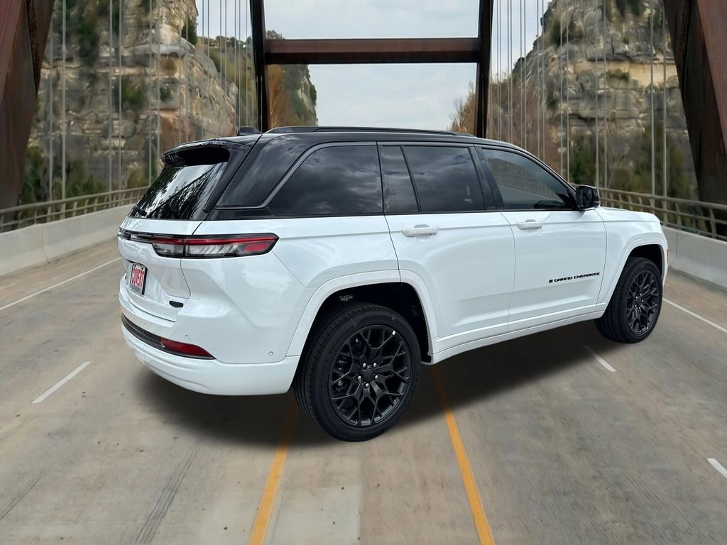 New 2026 Jeep Grand Cherokee Summit w/ Obsidian Package AWD/4WD image 9