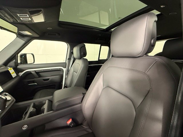 New 2026 Land Rover Defender 110 S AWD/4WD image 16