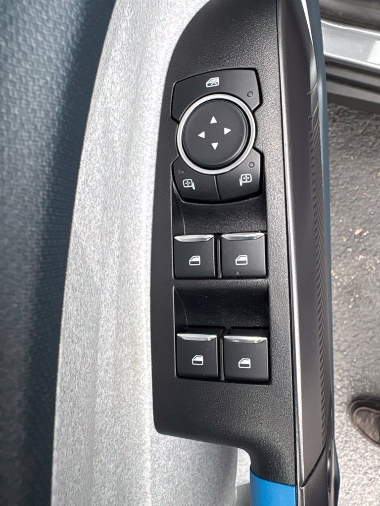 Used 2025 Ford Maverick XLT w/ Equipment Group 301A AWD/4WD image 14