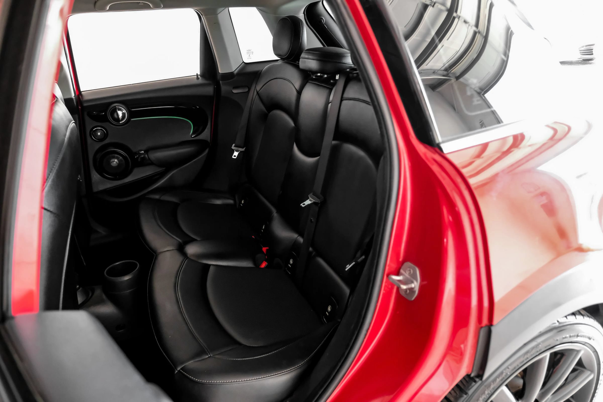 Used 2016 MINI Cooper S FWD image 37