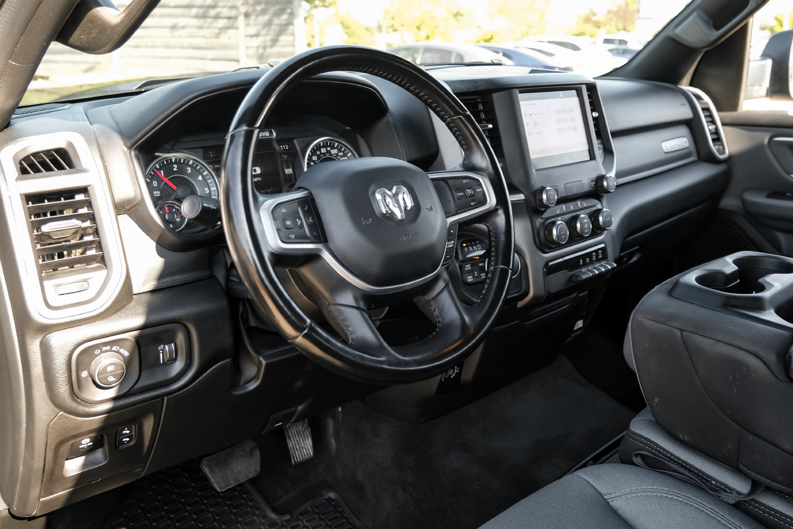 Used 2022 RAM 1500 Big Horn AWD/4WD image 3