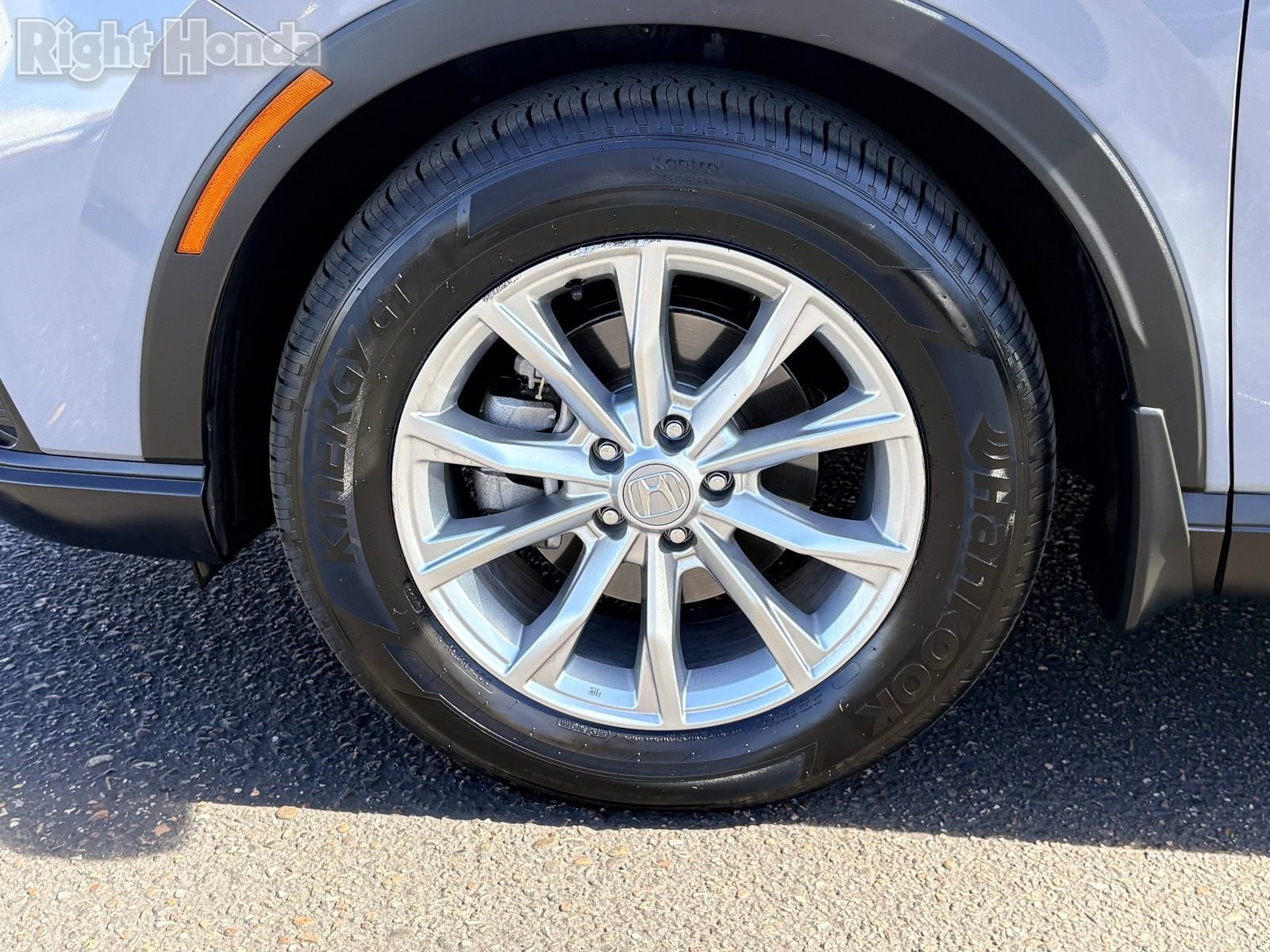 Used 2024 Honda CR-V EX-L image 10