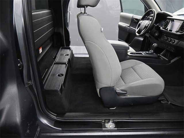 Used 2022 Toyota Tacoma SR image 37