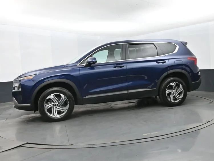 Used 2023 Hyundai Santa Fe SE w/ Cargo Package AWD/4WD image 5