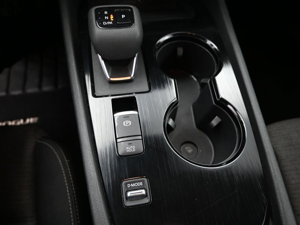 Used 2023 Nissan Rogue SV image 21