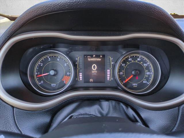 Used 2015 Jeep Cherokee Latitude image 11