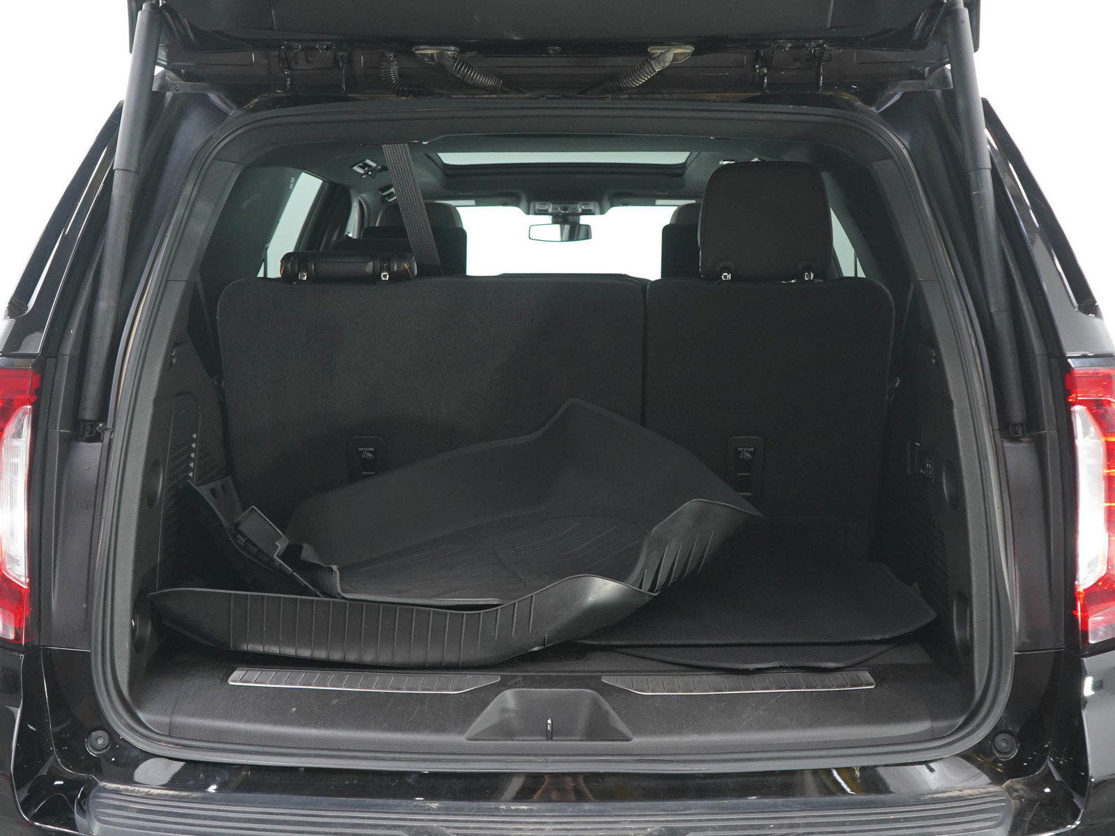 Used 2022 GMC Yukon AT4 w/ AT4 Premium Package AWD/4WD image 20