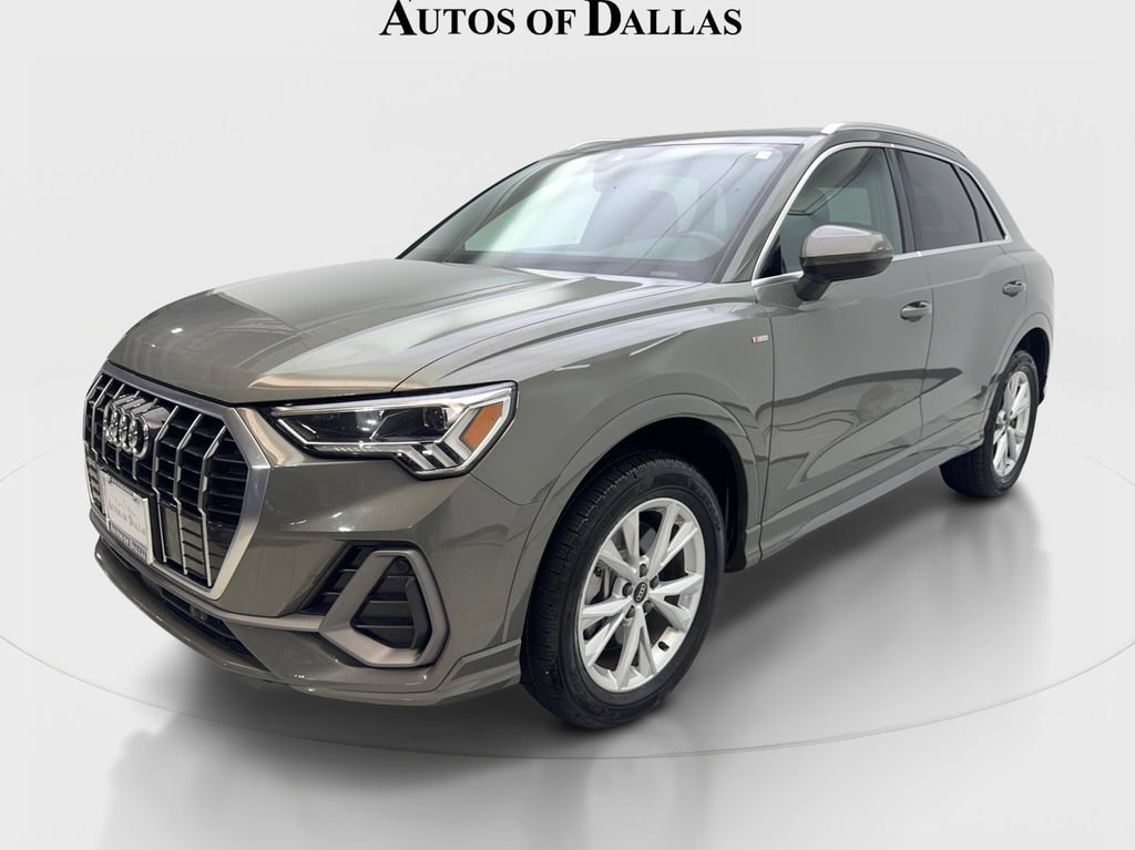Used 2024 Audi Q3 2.0T Premium AWD/4WD image 2