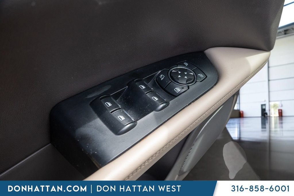 Used 2022 Lincoln Nautilus Reserve AWD/4WD image 16