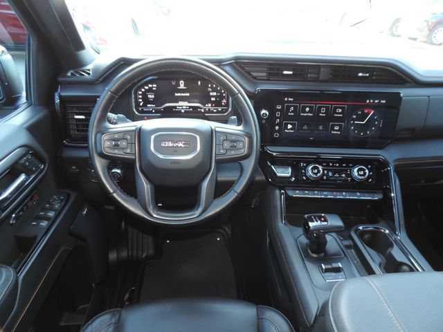 Used 2024 GMC Sierra 1500 AT4 w/ Technology Package AWD/4WD image 24