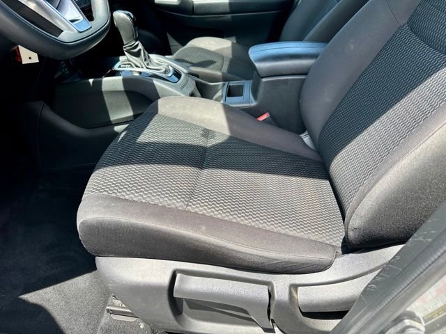 Used 2018 Nissan Rogue Sport S w/ S Appearance Package FWD image 14