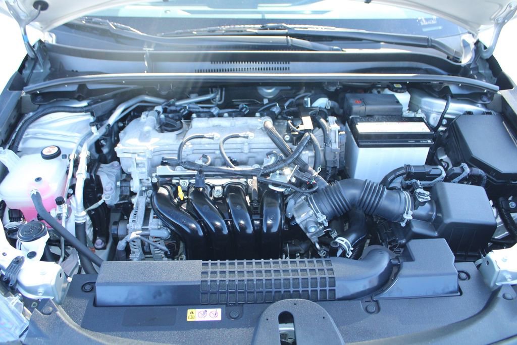 Used 2022 Toyota Corolla LE image 31