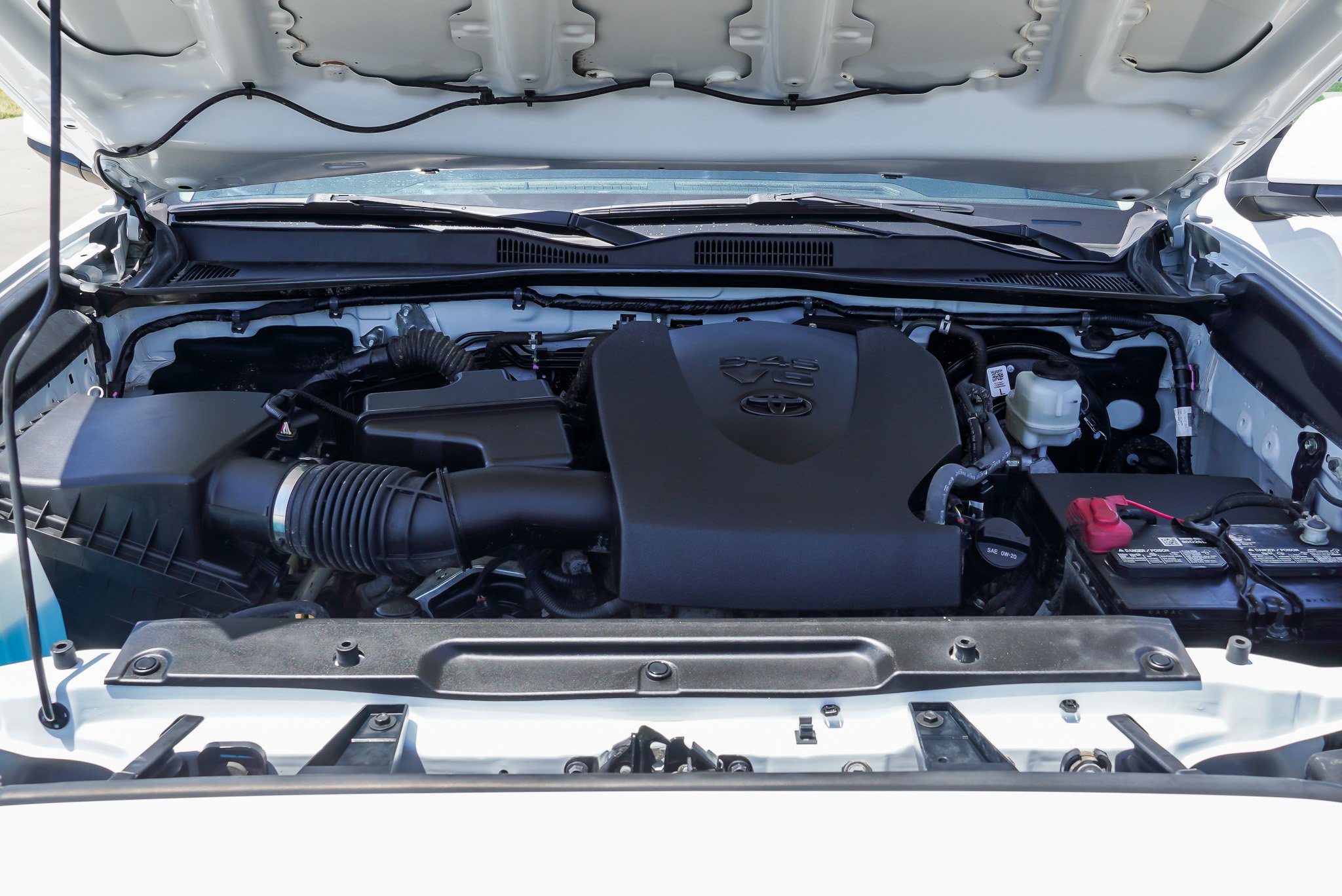 Used 2023 Toyota Tacoma SR5 AWD/4WD image 15