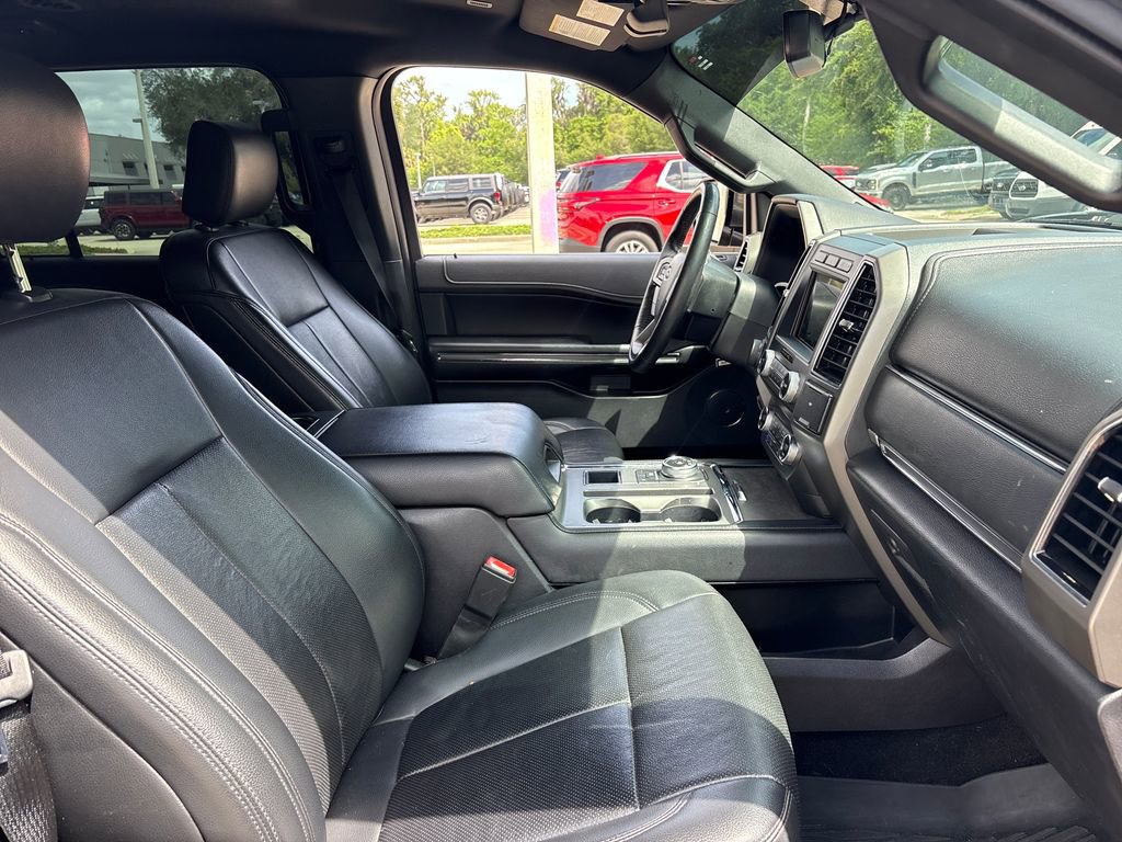 Used 2019 Ford Expedition XLT w/ Equipment Group 202A image 28