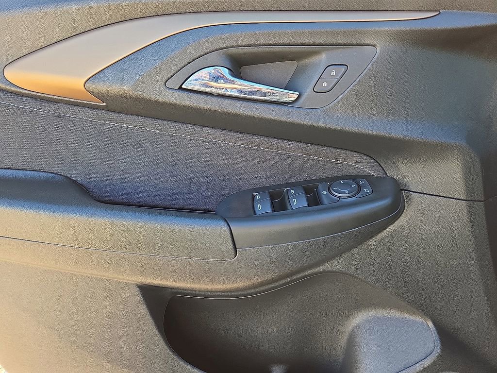 Used 2023 Chevrolet TrailBlazer ACTIV w/ Driver Confidence Package image 21