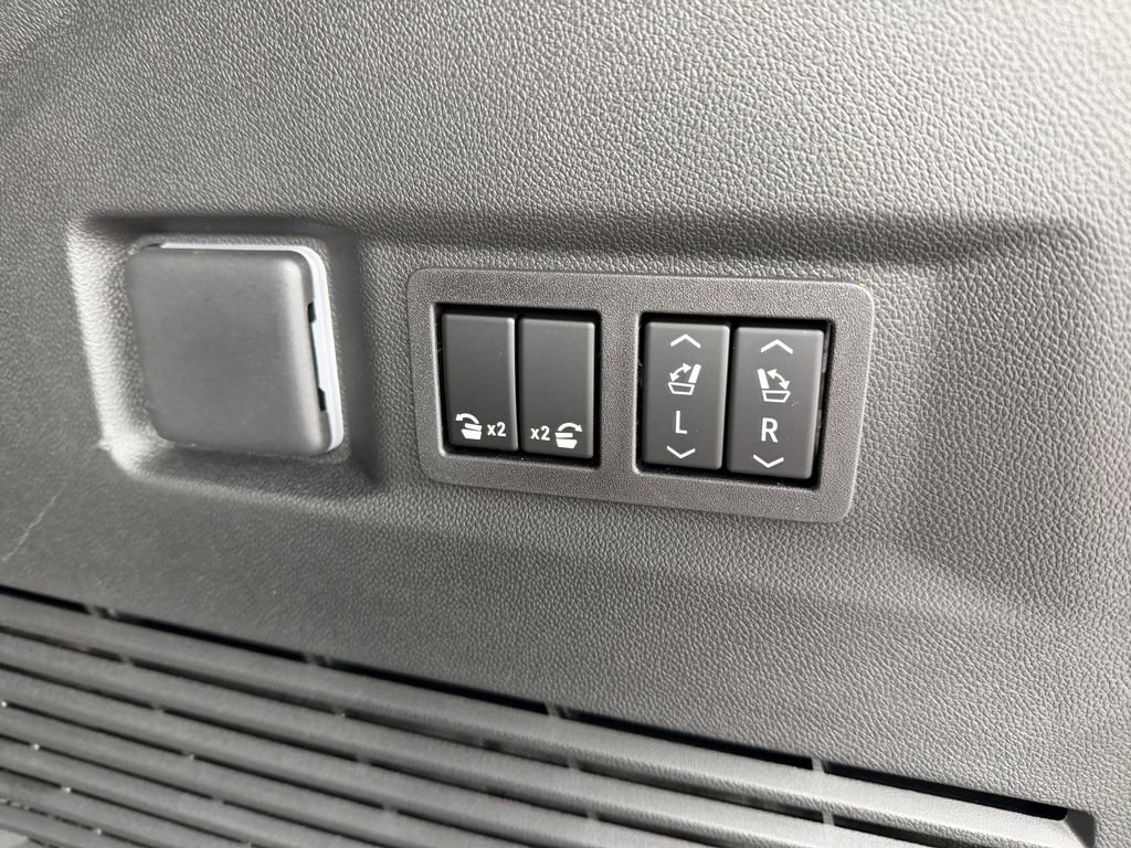 New 2026 Chevrolet Tahoe Premier image 11