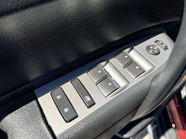Used 2013 Chevrolet Silverado 2500 LT w/ Z71 Appearance Package AWD/4WD image 13