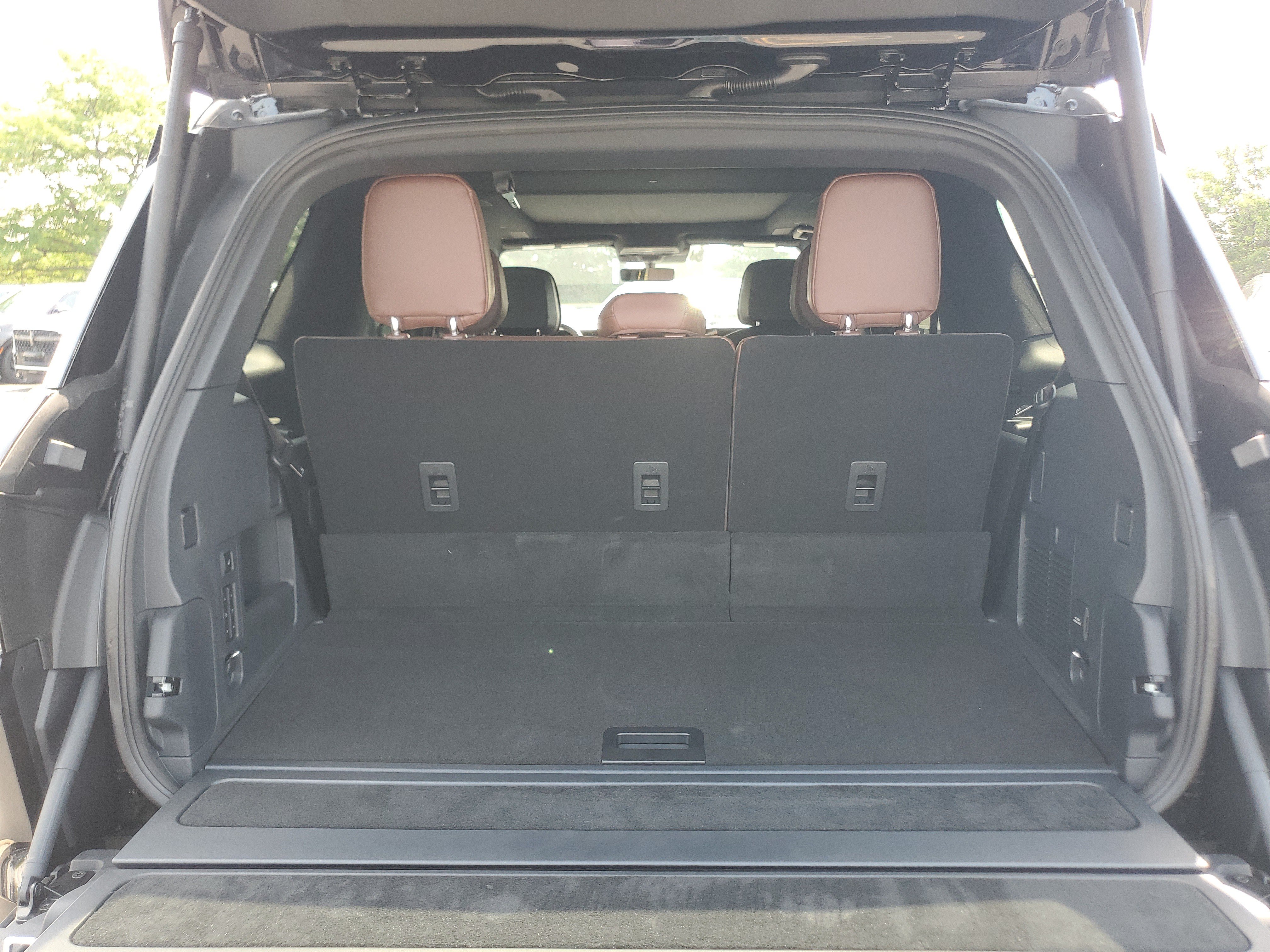 New 2027 Lincoln Navigator Reserve AWD/4WD image 32