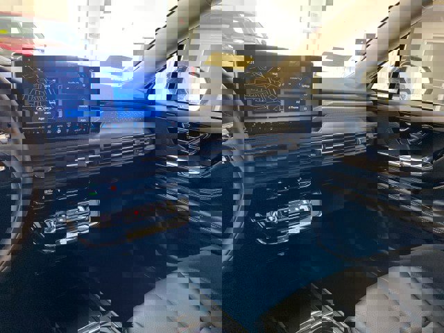 New 2025 Lincoln Corsair Grand Touring w/ Equipment Group 301A image 19