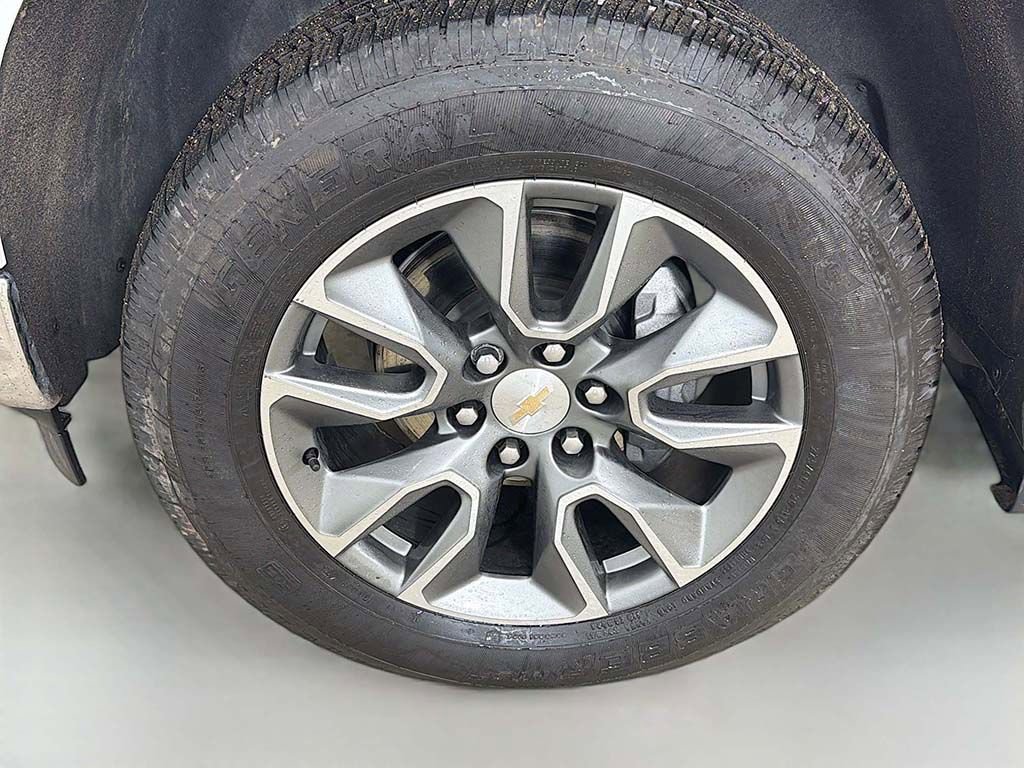 Used 2024 Chevrolet Silverado 1500 LT image 15