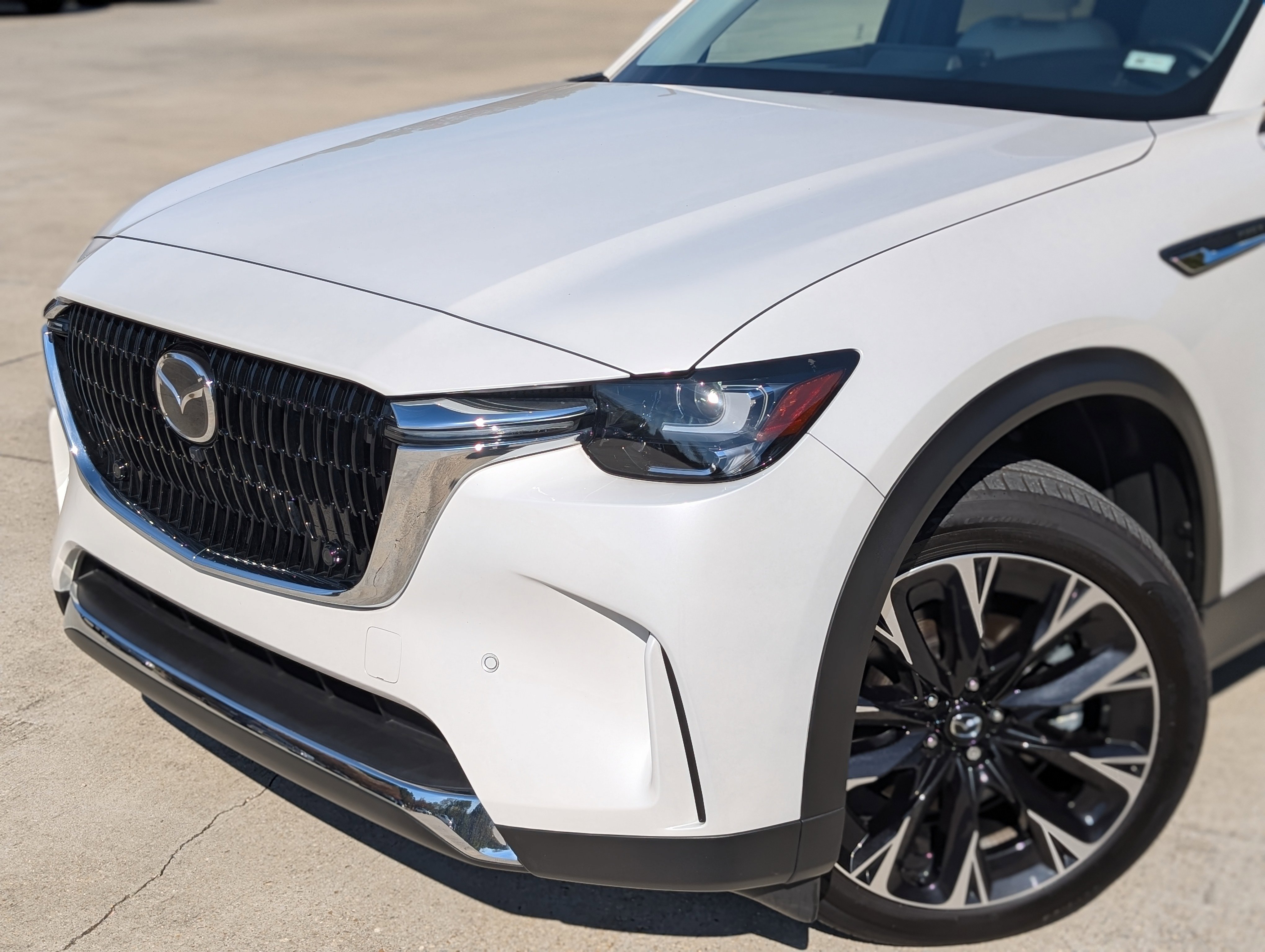 Used 2025 MAZDA CX-90 Plug-In Hybrid w/ Premium Plus image 13