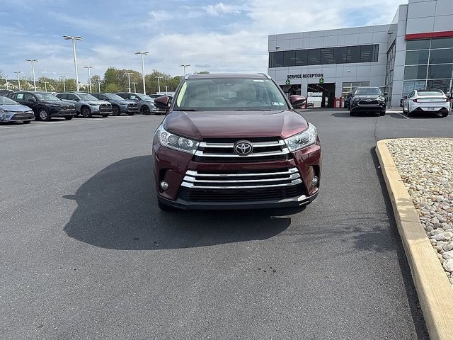 Certified 2018 Toyota Highlander Limited image 2