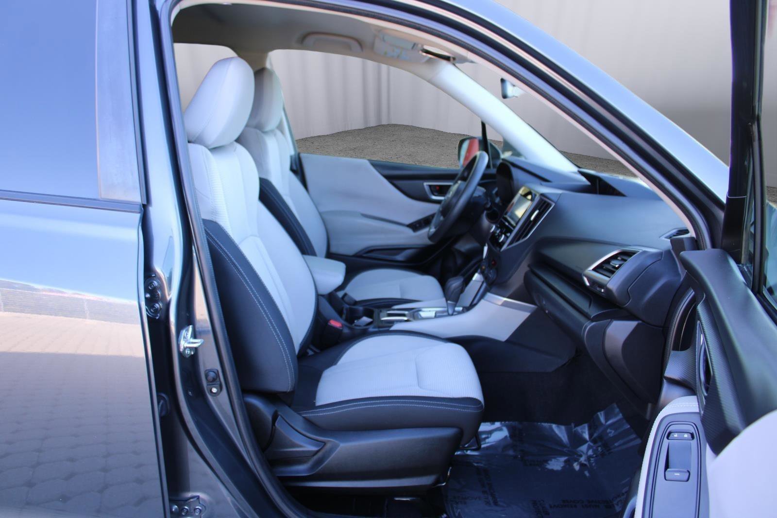 Used 2023 Subaru Forester image 35