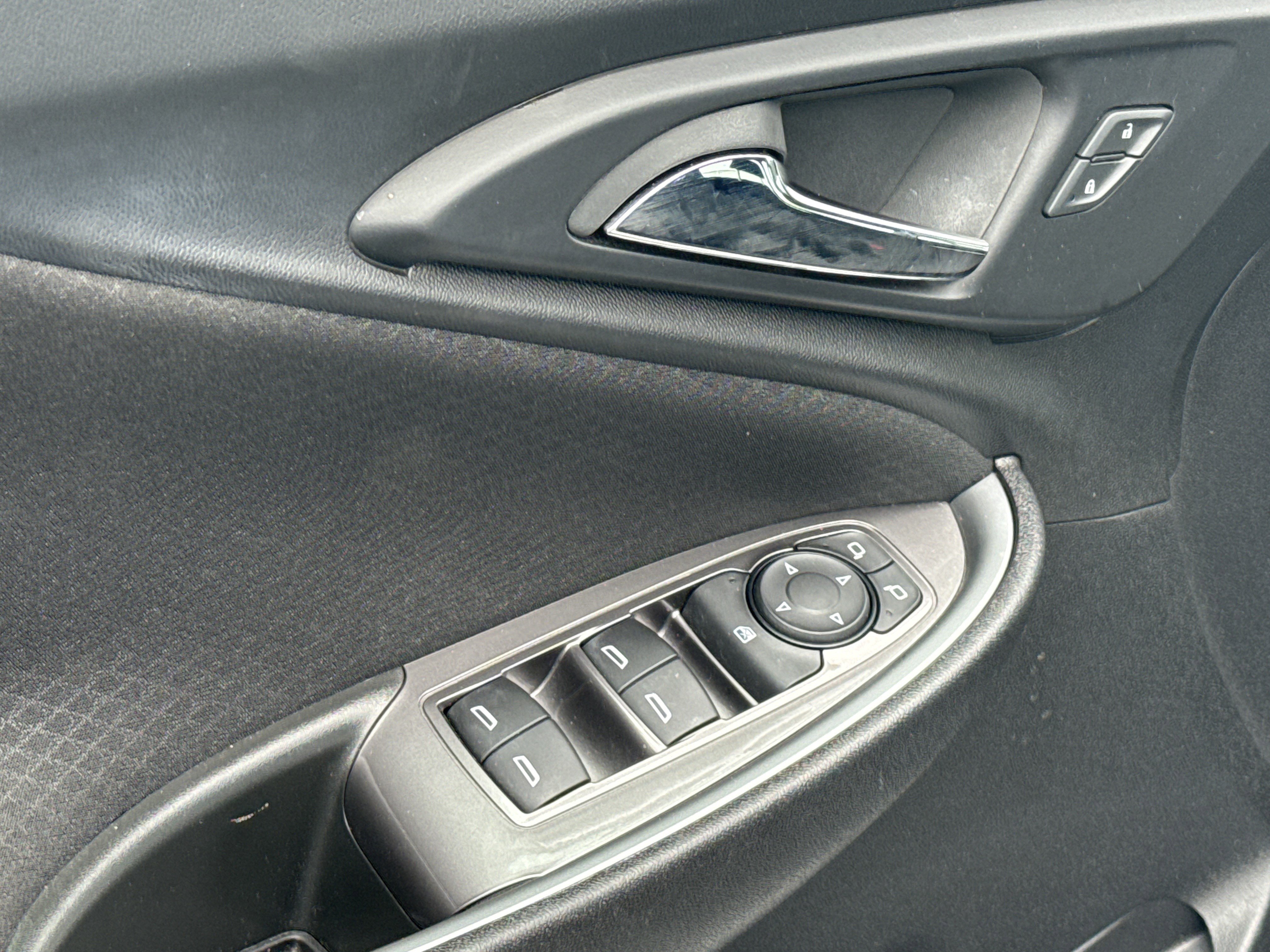 Used 2024 Chevrolet Malibu LS w/ Driver Confidence Package FWD image 22