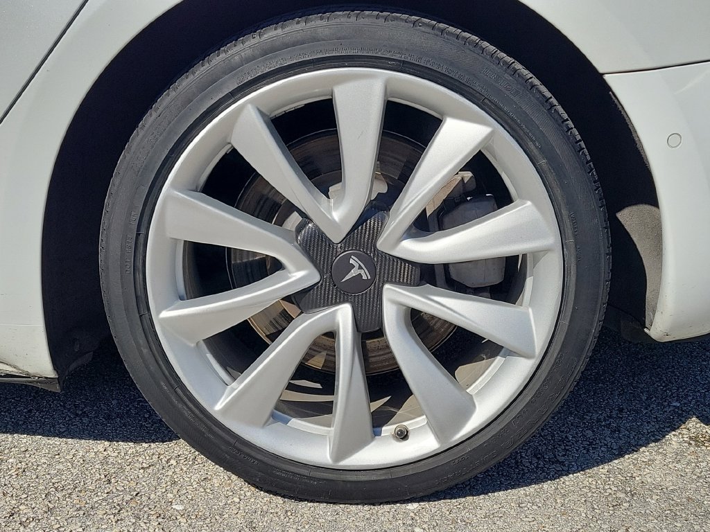 Used 2020 Tesla Model 3 Long Range AWD/4WD image 11