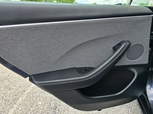 Used 2025 Tesla Model 3 Long Range RWD image 38