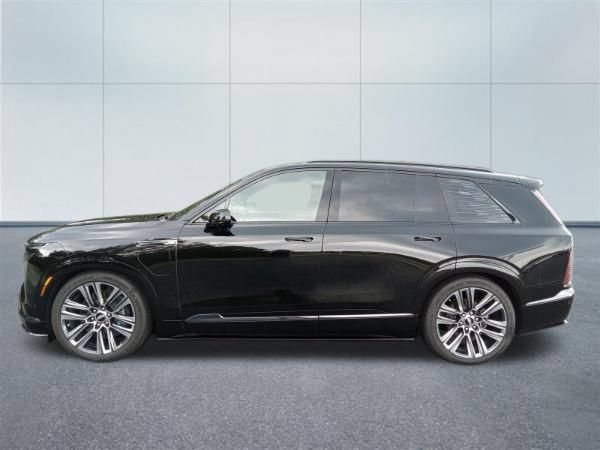 New 2026 Cadillac Vistiq Sport AWD/4WD image 2
