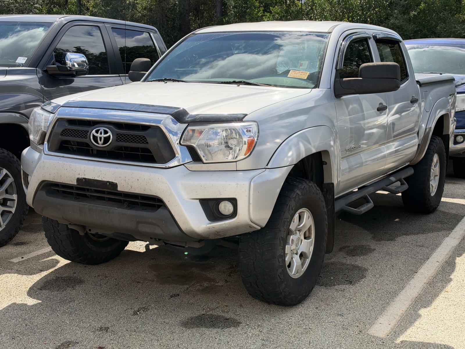 Used 2013 Toyota Tacoma 4x4 Double Cab w/ TRD Off-Road Pkg image 2