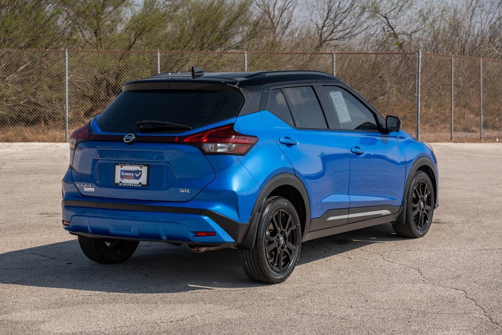 Used 2021 Nissan Kicks SR image 7