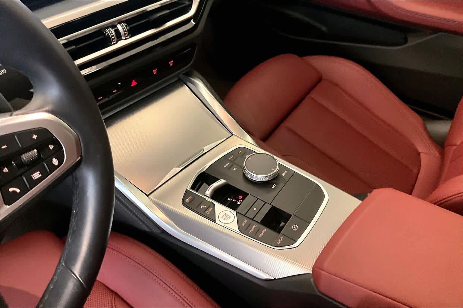Used 2024 BMW 430i Coupe w/ M Sport Package RWD image 15