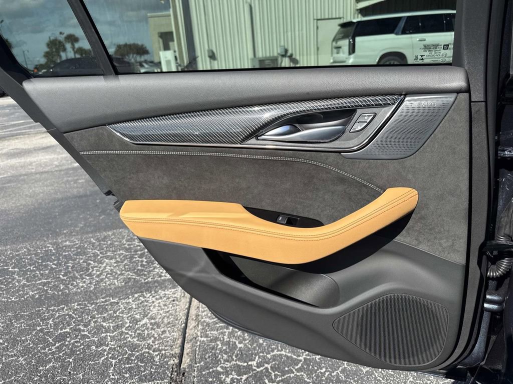 New 2026 Cadillac CT5 V Blackwing w/ Carbon Fiber 2 Package image 13