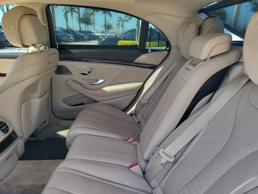 Used 2019 Mercedes-Benz S 560 Sedan image 15