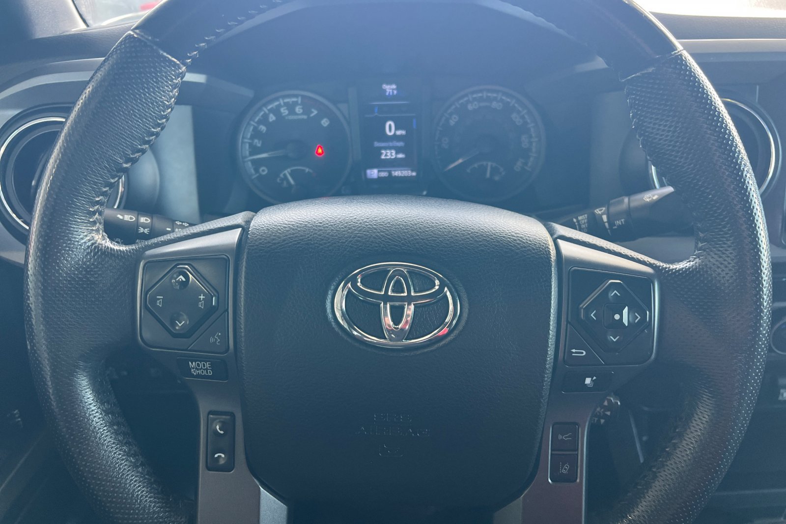 Used 2021 Toyota Tacoma TRD Sport AWD/4WD image 19
