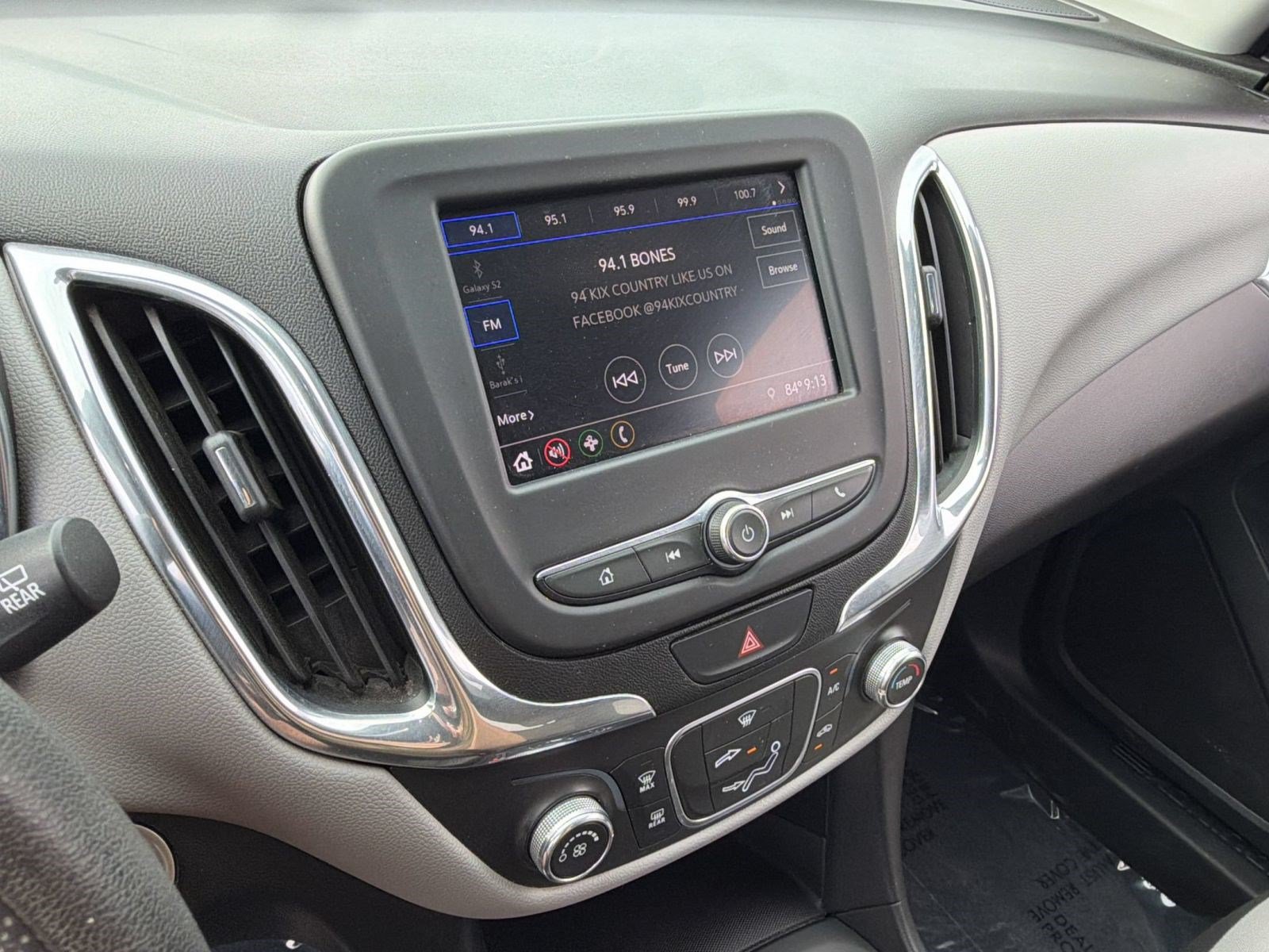 Used 2020 Chevrolet Equinox LS w/ LS Convenience Package AWD/4WD image 18