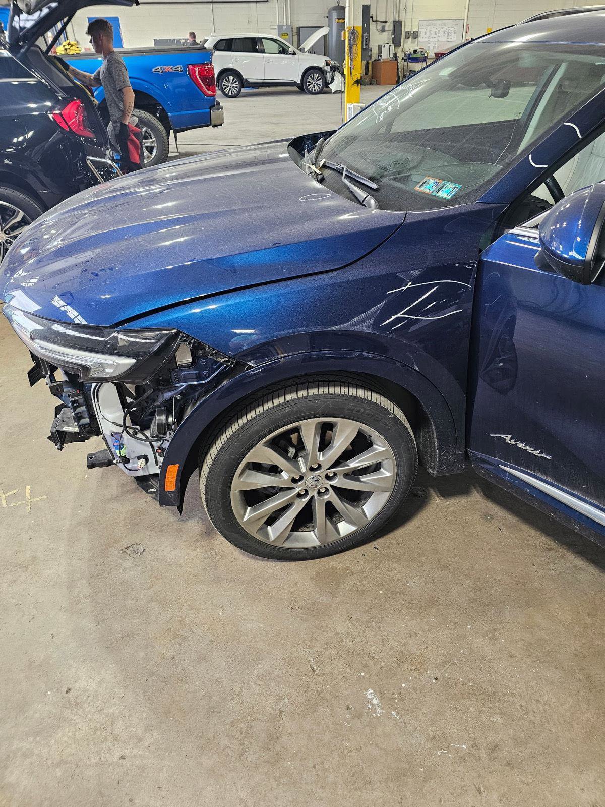 Used 2023 Buick Envision Avenir image 19