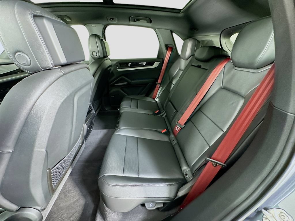 New 2026 Porsche Cayenne AWD/4WD image 24