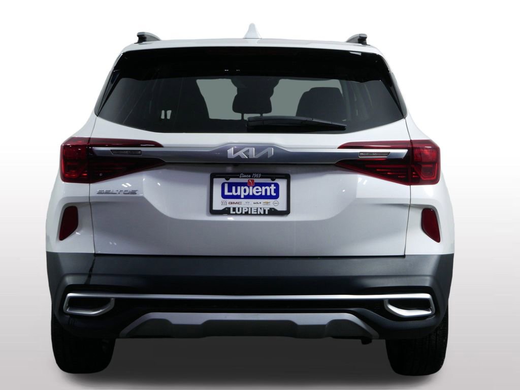 Certified 2023 Kia Seltos S image 9