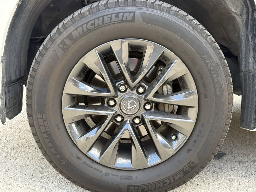 Used 2023 Lexus GX 460 Premium w/ Premium Plus Package image 9