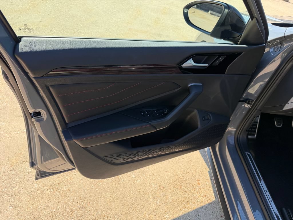 Certified 2024 Volkswagen Jetta GLI 40th Anniversary Edition FWD image 9